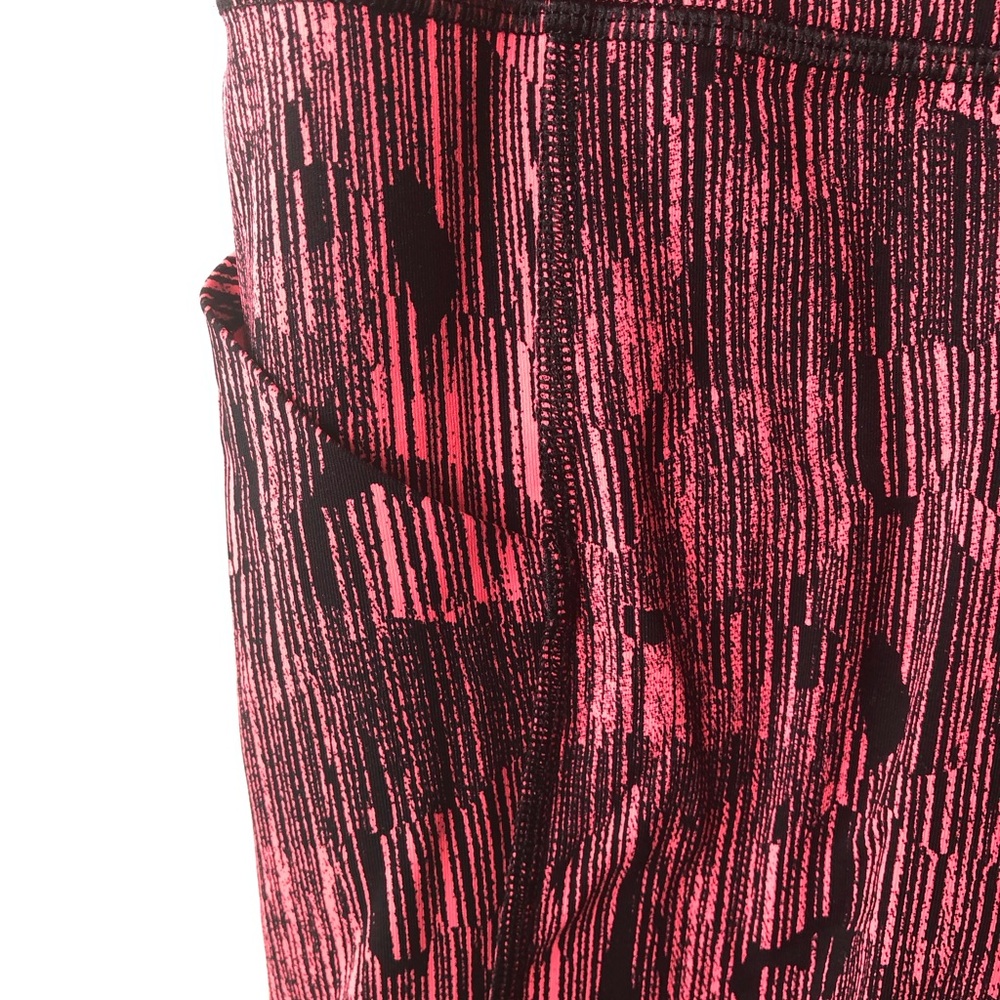 Lululemon Pace Rival Crop Down Pour Electric Coral Leggings - Picture 6 of 9